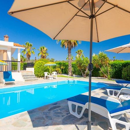 Villa Chrystalla Neo Chorio Exteriér fotografie
